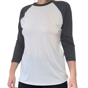 Unisex 3/4 Sleeve Raglan Tee